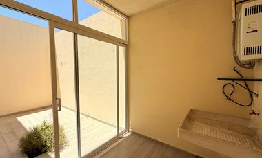 Casa en venta en Alta California