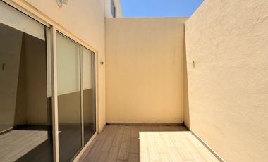 Casa en venta en Alta California