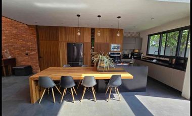 se vende casa en El Palomar