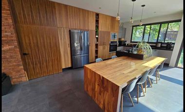 se vende casa en El Palomar