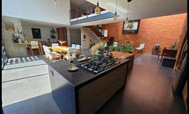 se vende casa en El Palomar