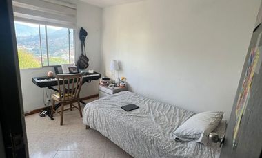 SE ARRIENDA APARTAMENTO LA MILAGROSA