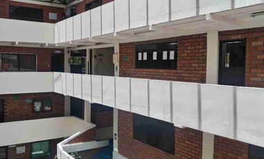 Propiedad con gran potencial terreno con edificio