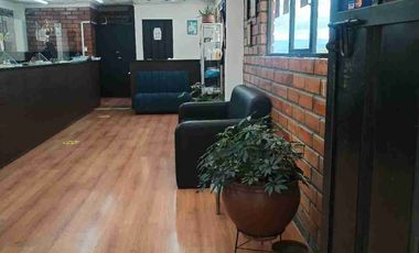 Propiedad con gran potencial terreno con edificio