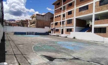 Propiedad con gran potencial terreno con edificio