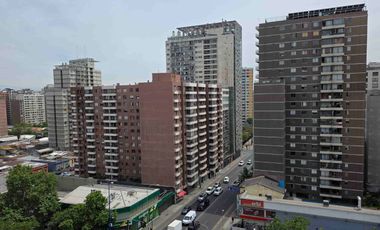 Venta Departamento Seminuevo 1 D + 1 B + 1 Bod Stgo Centro