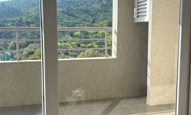 Arriendo cómodo  departamento en Quilpue,a pasos del Metro 2 Dormitorios 2 Baños, 1 Estacionamiento 1 bodega, $ 490.000