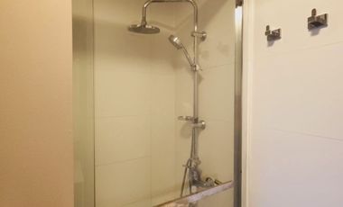 Arriendo cómodo  departamento en Quilpue,a pasos del Metro 2 Dormitorios 2 Baños, 1 Estacionamiento 1 bodega, $ 490.000