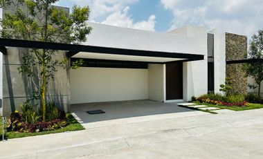 Casa en venta de una planta en privada