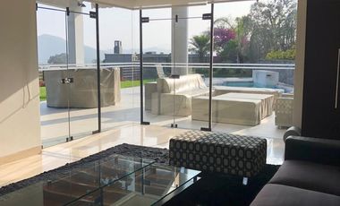 Hermosa Casa, en el exclusivo Condominio Bosques de La Planicie.