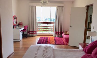 Hermosa Casa, en el exclusivo Condominio Bosques de La Planicie.