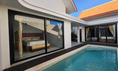 Villa cantik design Mediterranian dijual di Sanur.