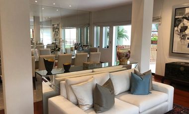 Casa Remodelada en el Exclusivo Condominio Los Bosques de La Planicie con Extensos jardines