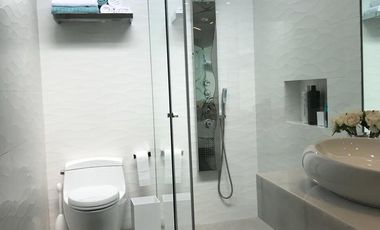 Casa Remodelada en el Exclusivo Condominio Los Bosques de La Planicie con Extensos jardines