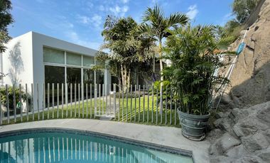 Casa Estilo Americano Renovada Totalmente en Condominio Los Bosques de la Planicie