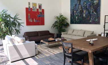 Casa Estilo Americano Renovada Totalmente en Condominio Los Bosques de la Planicie