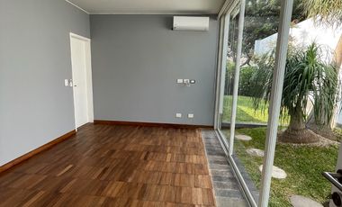 Casa Estilo Americano Renovada Totalmente en Condominio Los Bosques de la Planicie