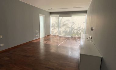 Casa Estilo Americano Renovada Totalmente en Condominio Los Bosques de la Planicie