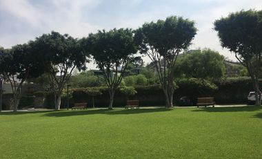 Casa Estilo Americano Renovada Totalmente en Condominio Los Bosques de la Planicie