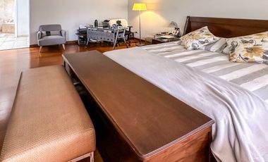 Hermosa Residencia de 2 Plantas en Exclusivo Condominio en Rinconada Baja.