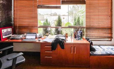 Hermosa Residencia de 2 Plantas en Exclusivo Condominio en Rinconada Baja.