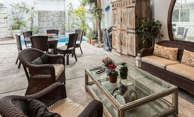 Moderna Casa Remodelada, en Zona Exclusiva Urb. Humboldt - Miraflores, con acceso directo al Parque