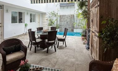 Moderna Casa Remodelada, en Zona Exclusiva Urb. Humboldt - Miraflores, con acceso directo al Parque