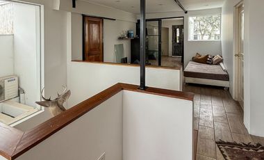 Moderna Casa Remodelada, en Zona Exclusiva Urb. Humboldt - Miraflores, con acceso directo al Parque