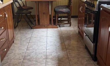 Casa  3 dormitorios amoblada Sector Sur