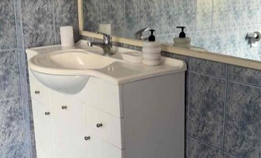 Casa  3 dormitorios amoblada Sector Sur