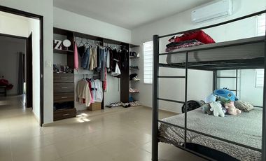 Casa en Venta de una Planta en Gran Santa Fe