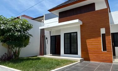 New House Metro Palu Regency - Heart of Palu City