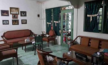 Rumah Strategis Utk Usaha Manahan