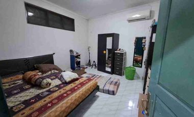 Rumah Strategis Utk Usaha Manahan