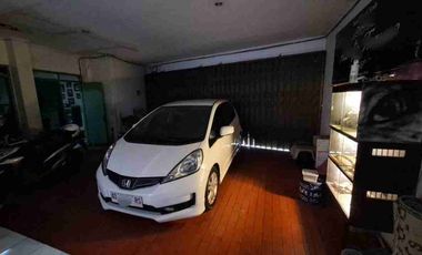 Rumah Strategis Utk Usaha Manahan