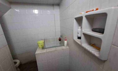 Rumah Strategis Utk Usaha Manahan