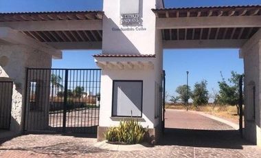 2 Terrenos en venta en Ciudad Maderas Condominio CEIBA SLP.
