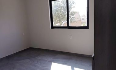 CASA EN VENTA SENDEROS DE MONTEVERDE 128 COTO 7
