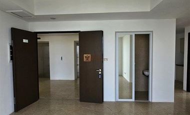 Private Lift & Golf View, Siap Huni 2BR Springhill Royale Suites Jakarta Pusat