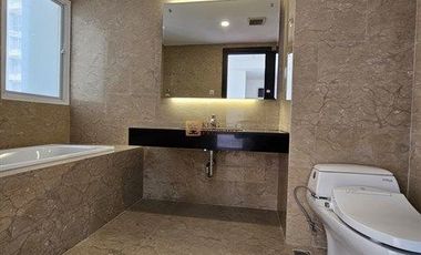 Private Lift & Golf View, Siap Huni 2BR Springhill Royale Suites Jakarta Pusat
