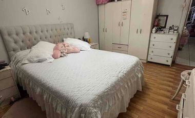 Casa 5 dormitorios  Pasaje con Chipana