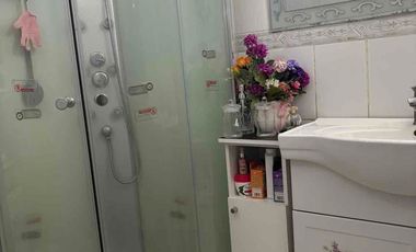 Casa 5 dormitorios  Pasaje con Chipana