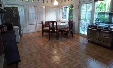 Rumah SHM Luas 200m Hook 4 Kamar Muat 3 Mobil Bebas Banjir Dekat Grand Wisata Bekasi