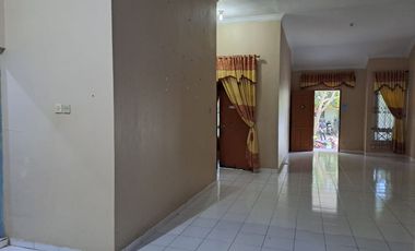 Disewakan murah rumah siap huni dekat mall di tangerang selatan strategis