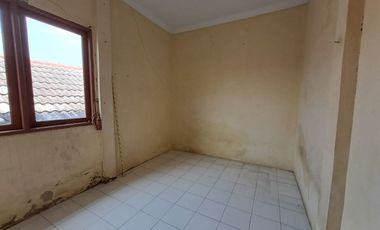 Disewakan murah rumah siap huni dekat mall di tangerang selatan strategis