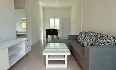 Single-storey detached house for sale in a well-located project with convenient transportation. Fully furnished and ready to move in.