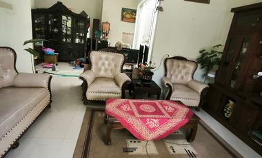 RUMAH DENGAN TANAH SANGAT LUAS DI KULONPROGO