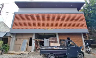 KOS EKSKLUSIF 2 LANTAI FULL FURNISHED DI AREA PREMIUM CONDONGCATUR