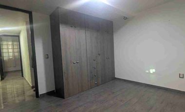 SE RENTA CASA, LA HERRADURA