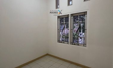 Disewakan Murah Rumah di Graha Golf Araya Malang Kawasan Elite